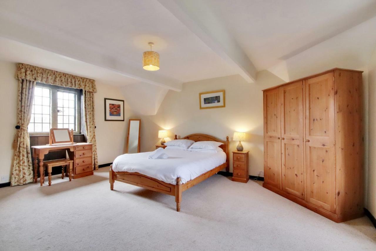 Lympne Castle Cottages Hythe  Kültér fotó