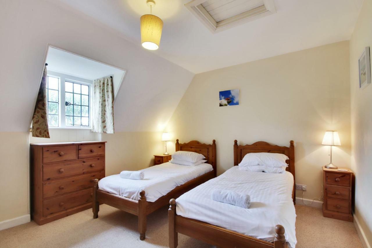 Lympne Castle Cottages Hythe  Kültér fotó